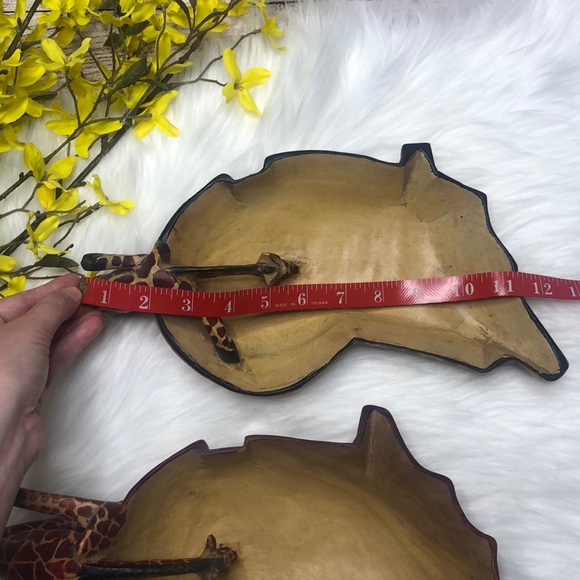 Wooden Handcrafted Giraffe Drinking Dish Set of 2 - Picture 7 of 11